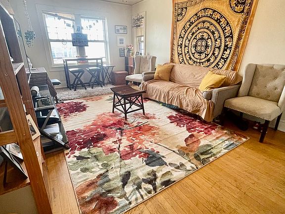 3rd image of 1805 E Park Pl APT 31