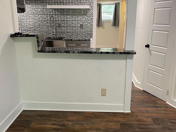 Kitchen. Stainless steel appliances, farm house sink, granite countertops