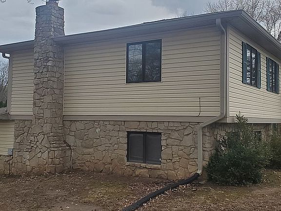 3rd image of 5227 Olive Branch Rd
