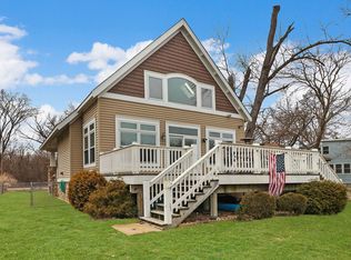 42497 N Forest Ln, Antioch, IL