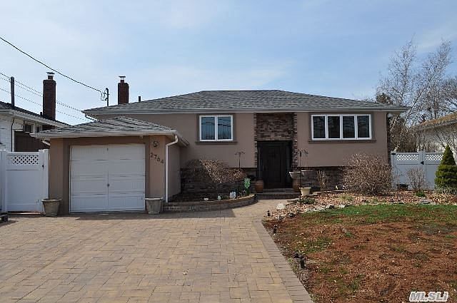 1st image of 2764 Len Dr