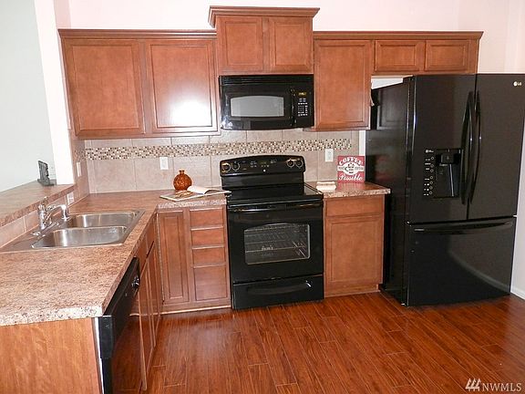 2nd image of 17924 17th Avenue Ct E