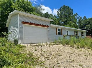 1702 Elm St, Van Buren, MO 63965