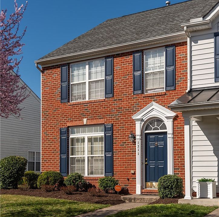 1st image of 1311 Village Views Dr