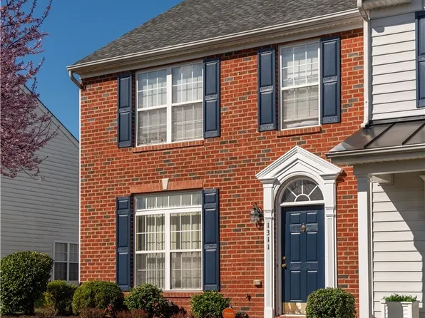 1311 Village Views Dr, Glen Allen, VA 23059