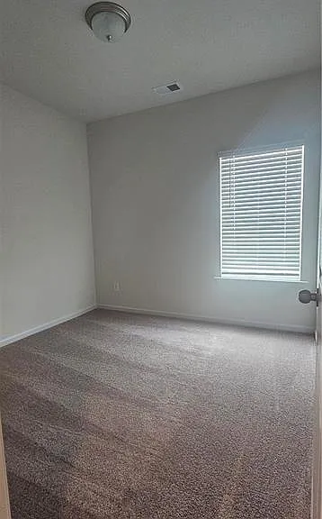 188 Graham Cir — Photo 11
