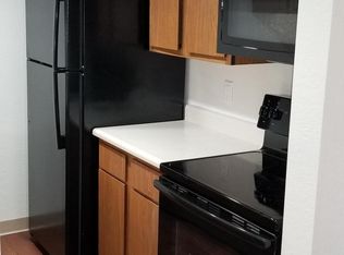 6424 Village Green Cir APT 11, Portage, MI 49024