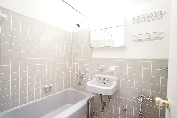 Rented by Compass | media 1