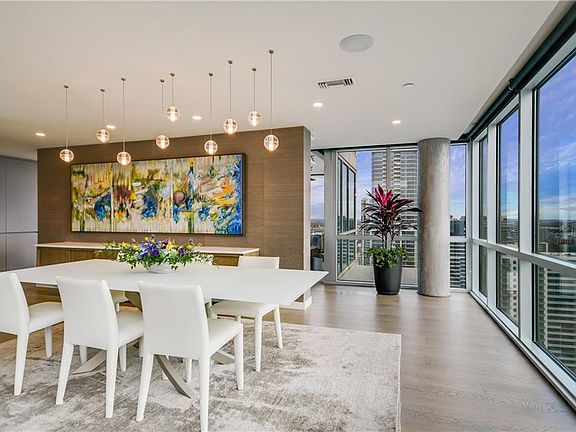 3rd image of 300 Bowie St #4202