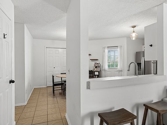 5th image of 1316 Raden Dr