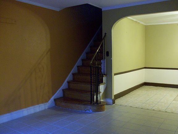 4th image of 1136 Yeadon Ave