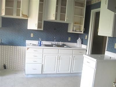 5th image of 436 Halifax Dr