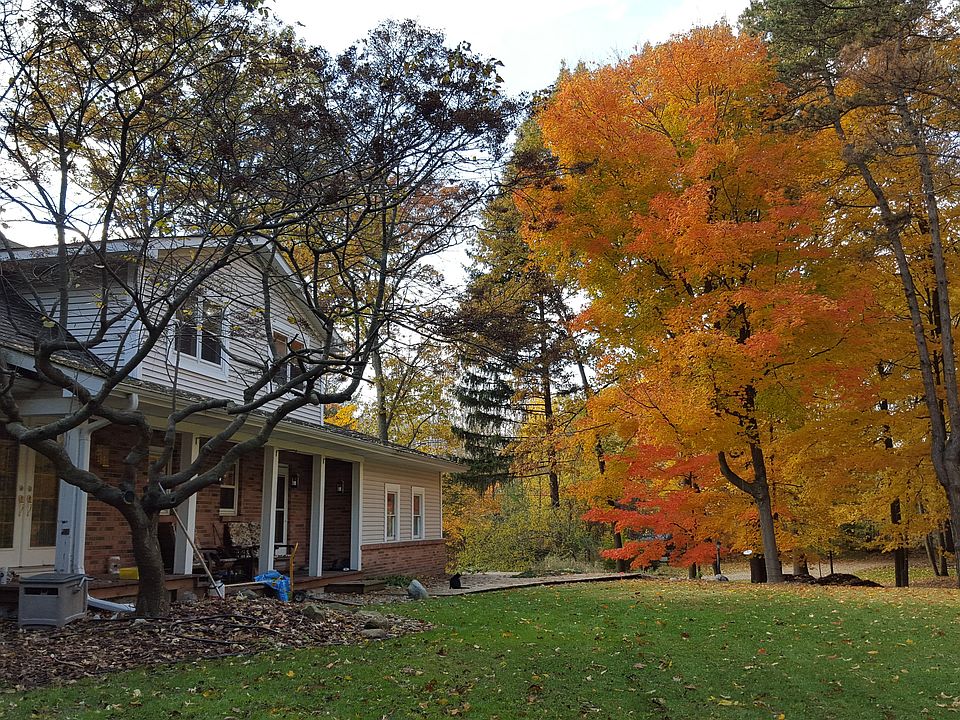 1st image of 3643 Wentworth Dr SW