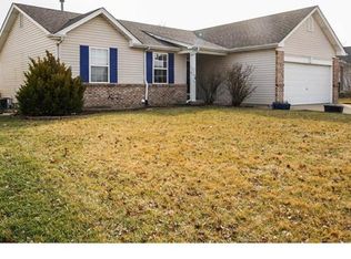 16 Homefield Ct, O'Fallon, MO 63366