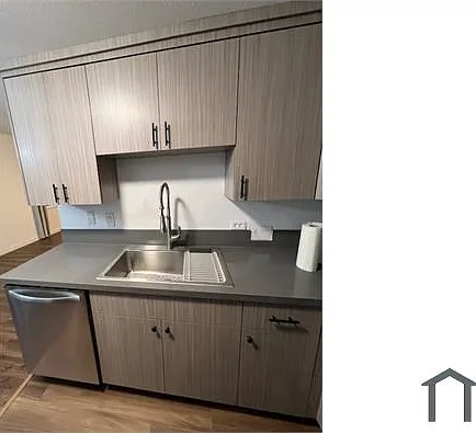 14655 Vanowen St #3 — Photo 9