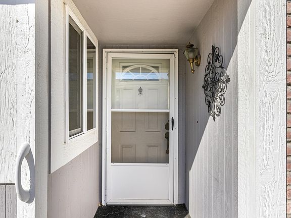 3rd image of 1907 W Flamingo Ave Unit 24