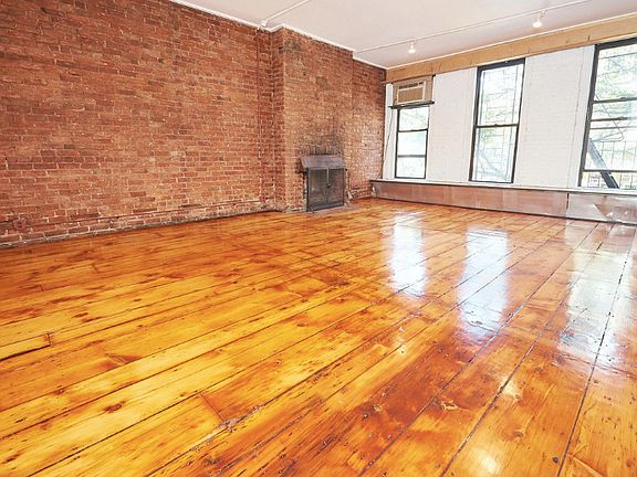 2nd image of 156 8th Ave APT 2