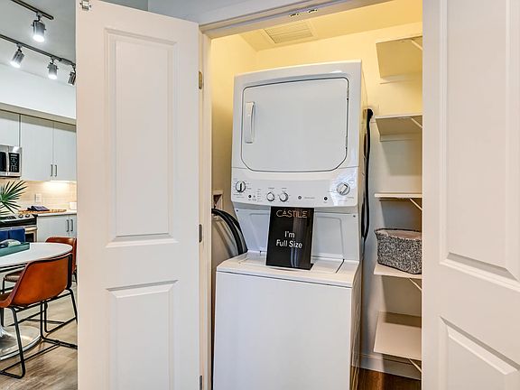 2nd image of 1545 Wigwam Pkwy #1536