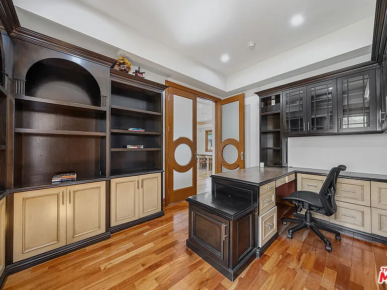 9033 Cresta Dr — Photo 29