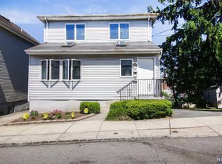 642 Jackson Ave, Woodland Park, NJ 07424
