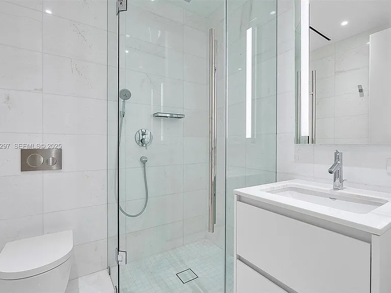 300 Biscayne Boulevard Way #1803 — Photo 28