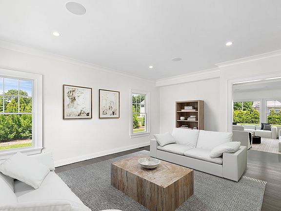 3rd image of 6 Quahog Ln
