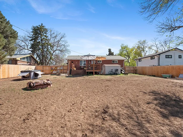 173 E Panama Dr — Photo 29