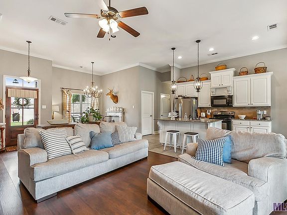 4th image of 28307 Lake Bruin Dr