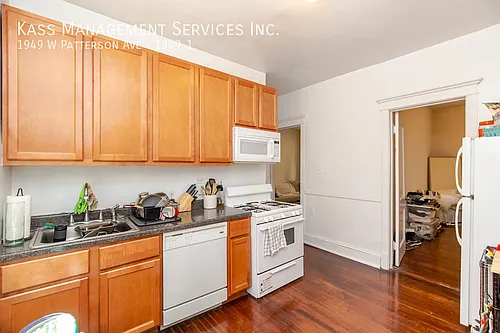 1949 W Patterson Ave #1 Photo 1