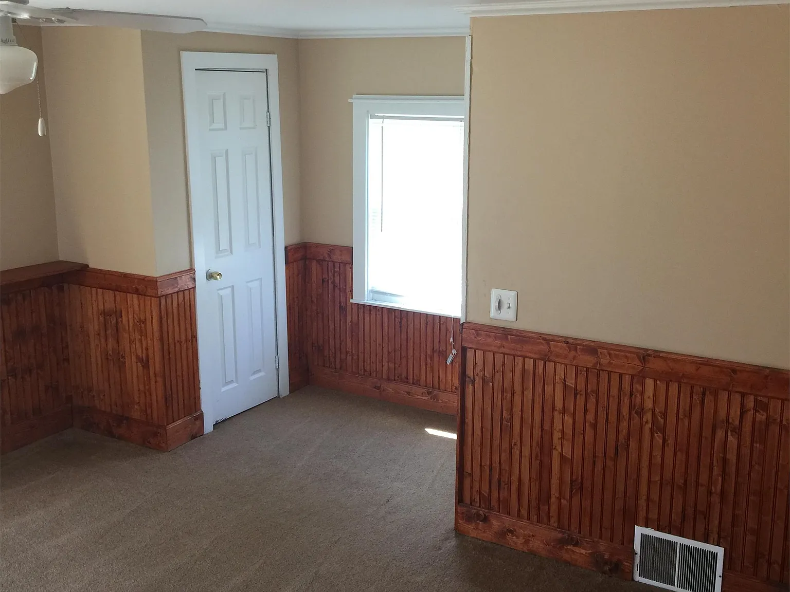 343 Gregory St (E) - 1 — Photo 4