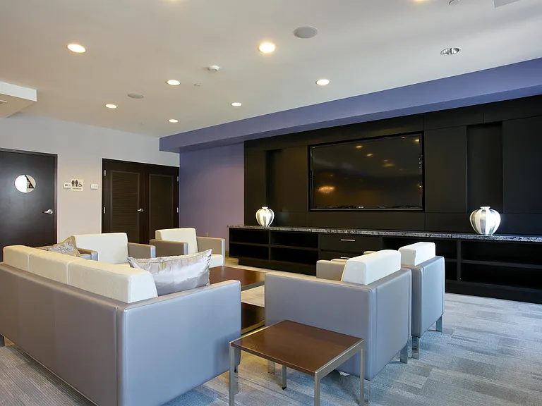 Torrey Gardens Apartments — Photo 27