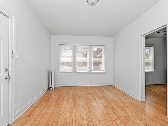 4th image of 6355 S Talman Ave #1