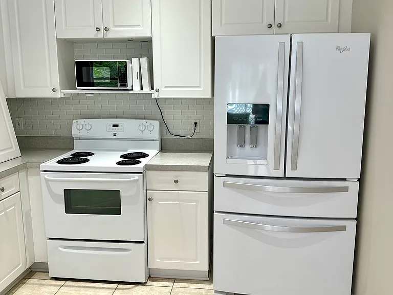313 Coralstone Ct — Photo 9