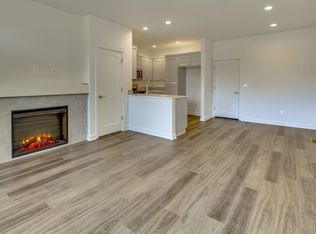 2549 NE Purcell Blvd, Bend, OR 97701