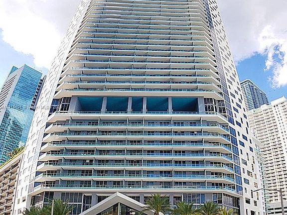 2nd image of 1300 Brickell Bay Dr APT 3505