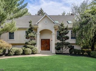 18 Truman Ct, Closter, NJ 07624