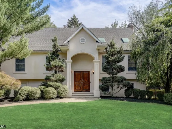 18 Truman Ct, Closter Boro, NJ 07624