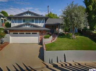 1338 Loreto Dr, Glendale, CA 91207