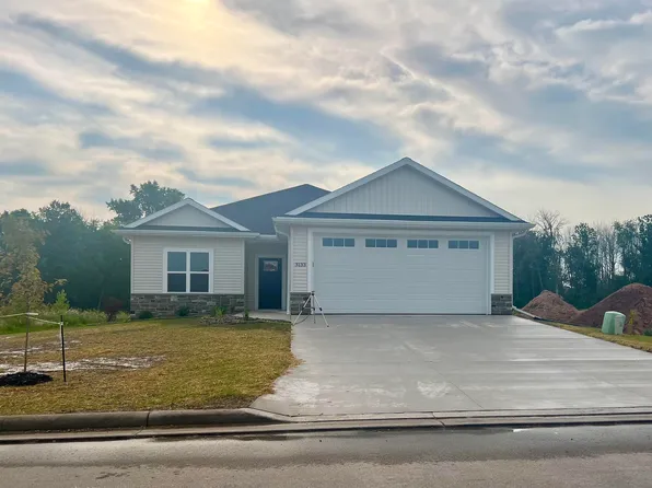 3133 Lazy Oak Ct, Green Bay, WI 54311