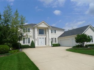 404 Torrey Pines Way, Vernon Hills, IL 60061