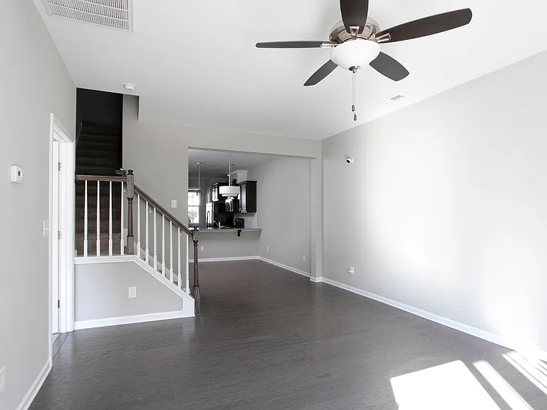 129 Churment Ct — Photo 6