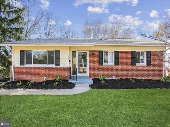 823 Harrington Rd, Rockville, MD 20852