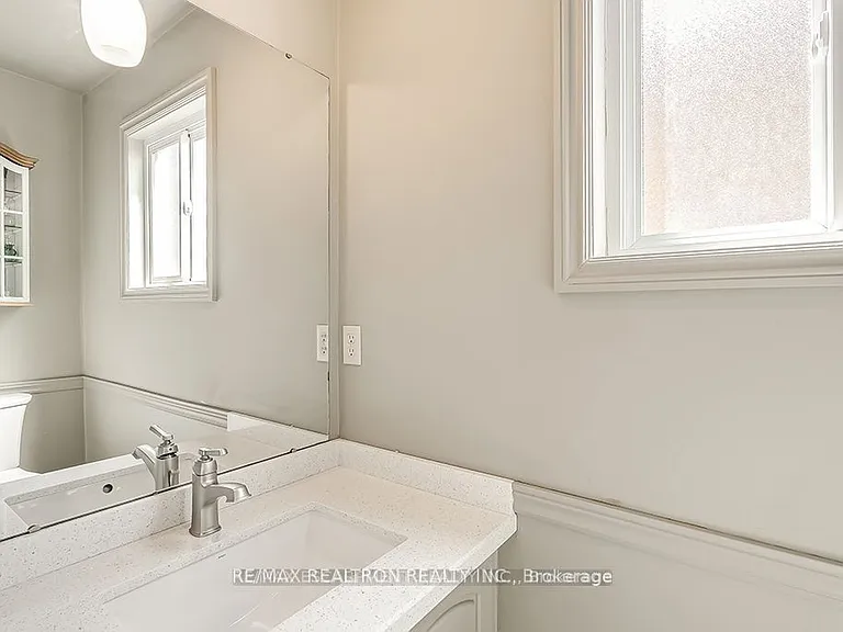 5591 Cosmic Cres — Photo 13
