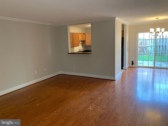 4th image of 11428 Waterbury Way