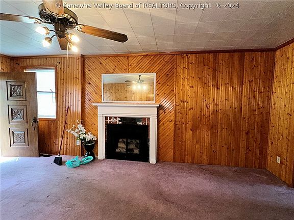 5th image of 1608 Woodbine Ave