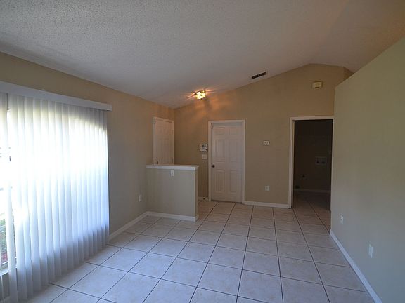 2nd image of 2030 W Parkton Dr