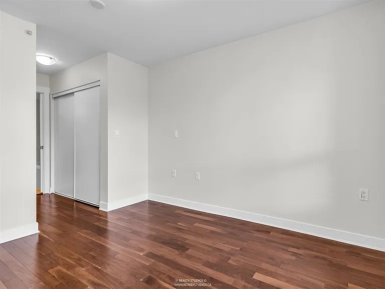 160 3rd St W #506 — Photo 11
