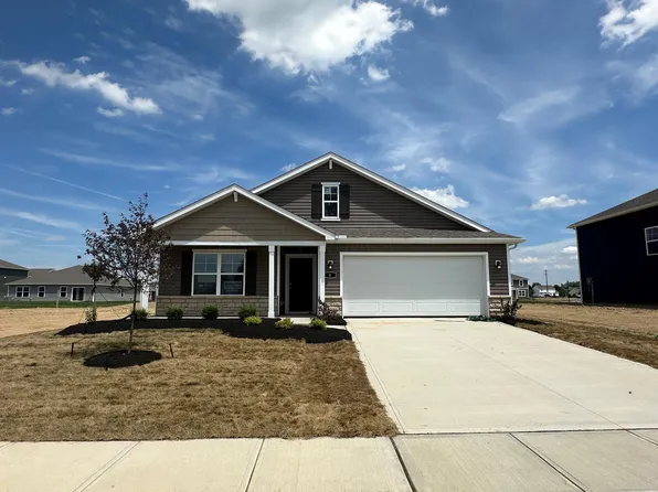 4 Sawmill Dr, Ashville, OH 43103