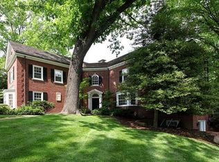 28 Dromara Rd, Saint Louis, MO 63124