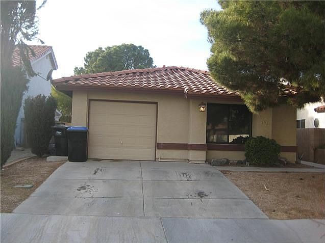 1st image of 393 Manzanita St